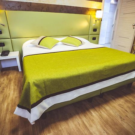 Hotel City Chivasso Luaran gambar
