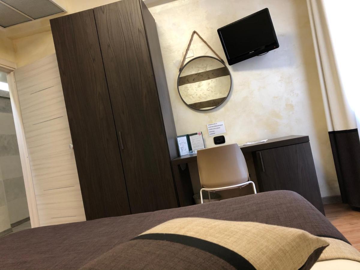 Hotel City Chivasso Luaran gambar