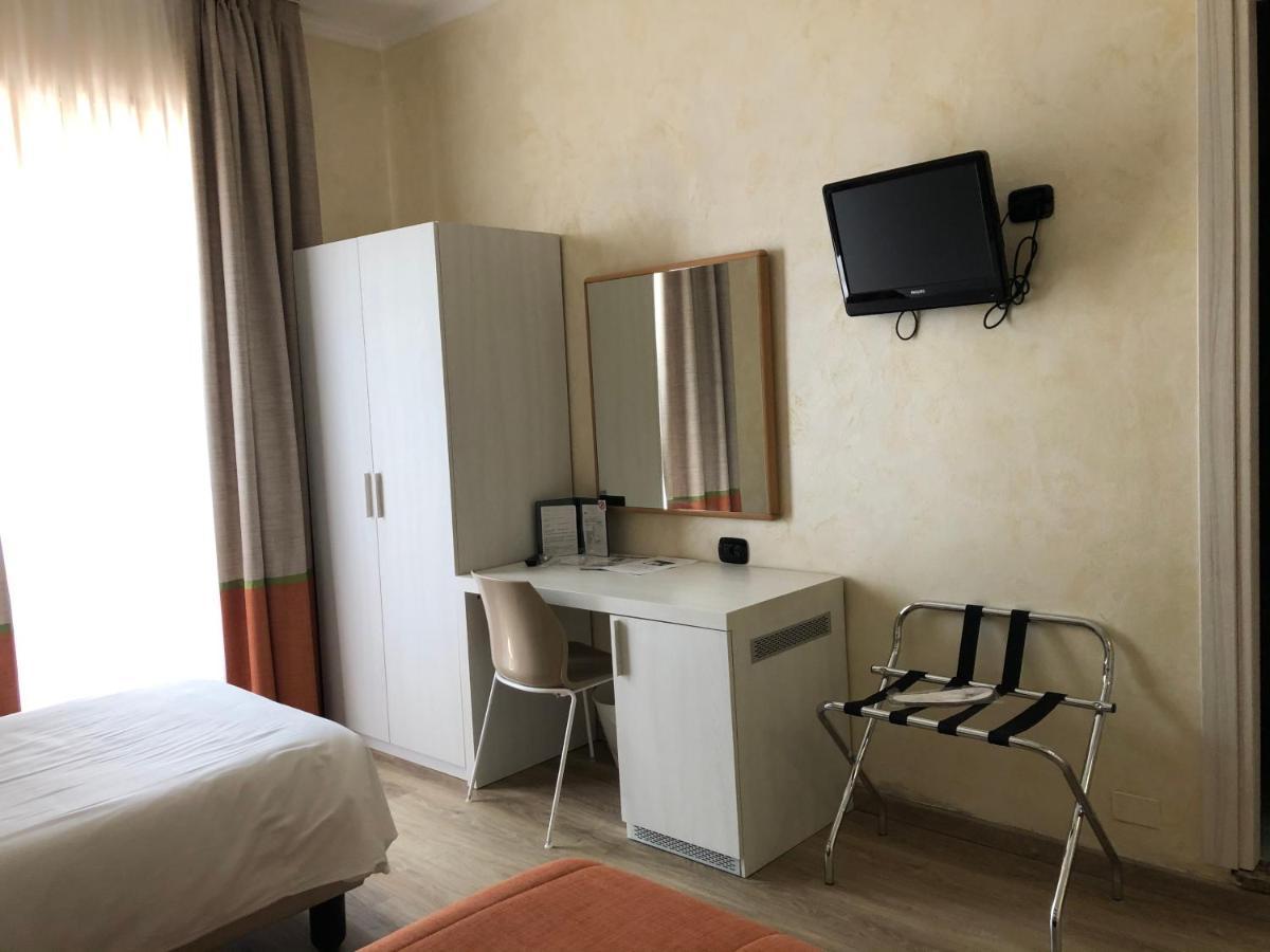 Hotel City Chivasso Luaran gambar